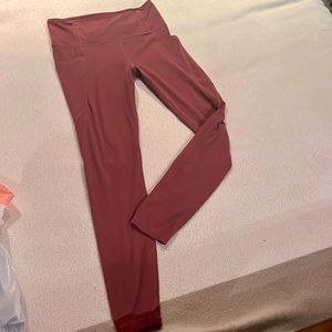 Athleta Salutation stash pocket tight. Make offer!